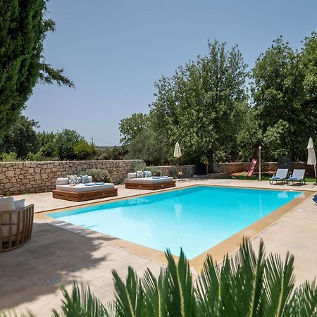 Villa Ellie - Heated Pool, Playground, Garden & Bbq! Vederoi Exteriör bild