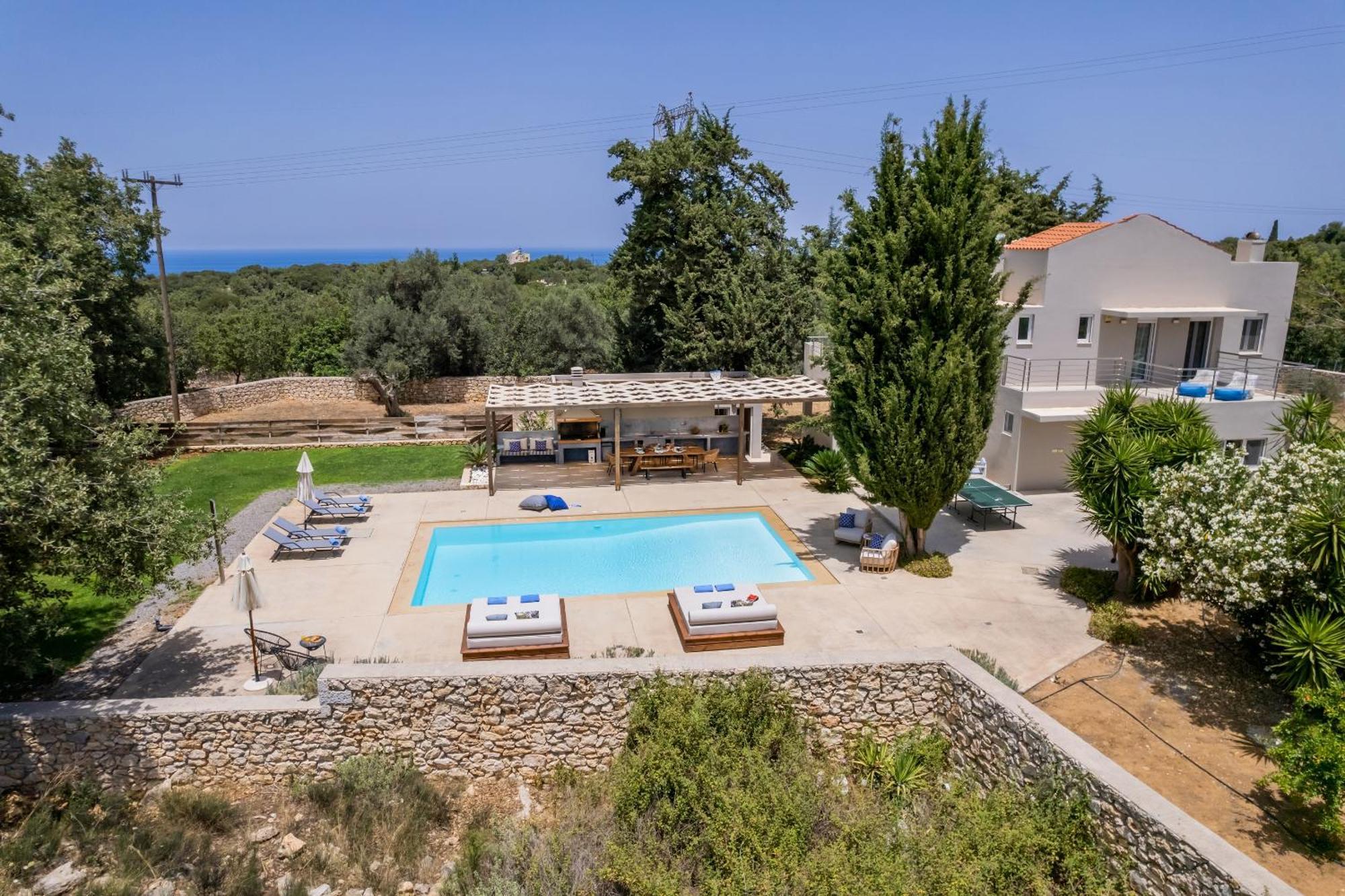 Villa Ellie - Heated Pool, Playground, Garden & Bbq! Vederoi Exteriör bild