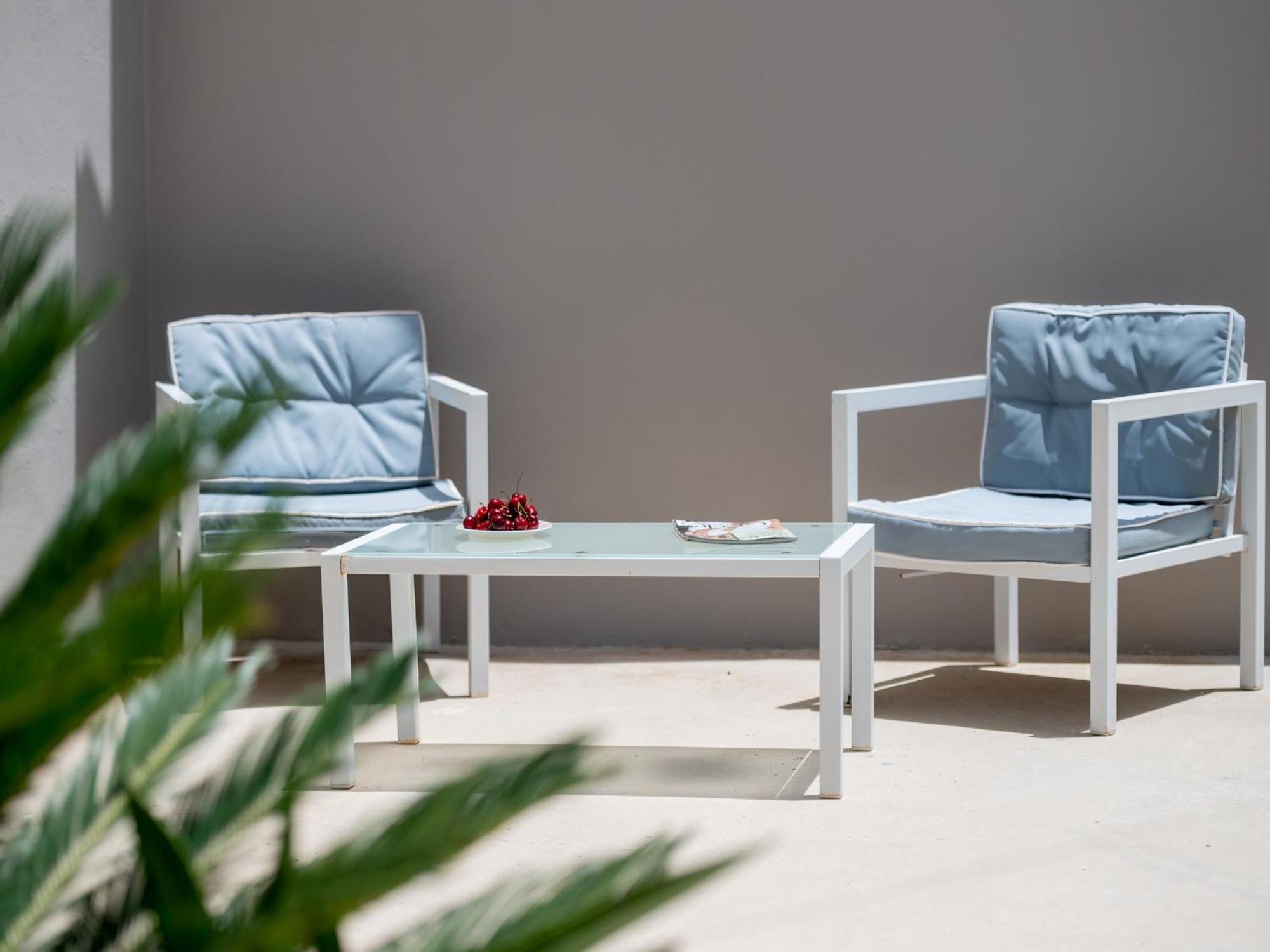 Villa Ellie - Heated Pool, Playground, Garden & Bbq! Vederoi Exteriör bild