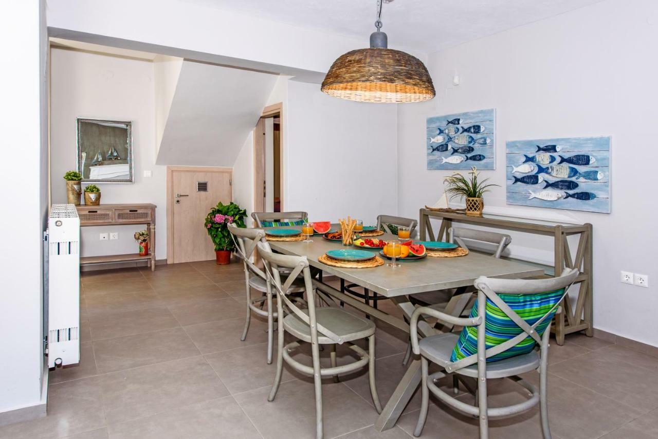 Villa Ellie - Heated Pool, Playground, Garden & Bbq! Vederoi Exteriör bild